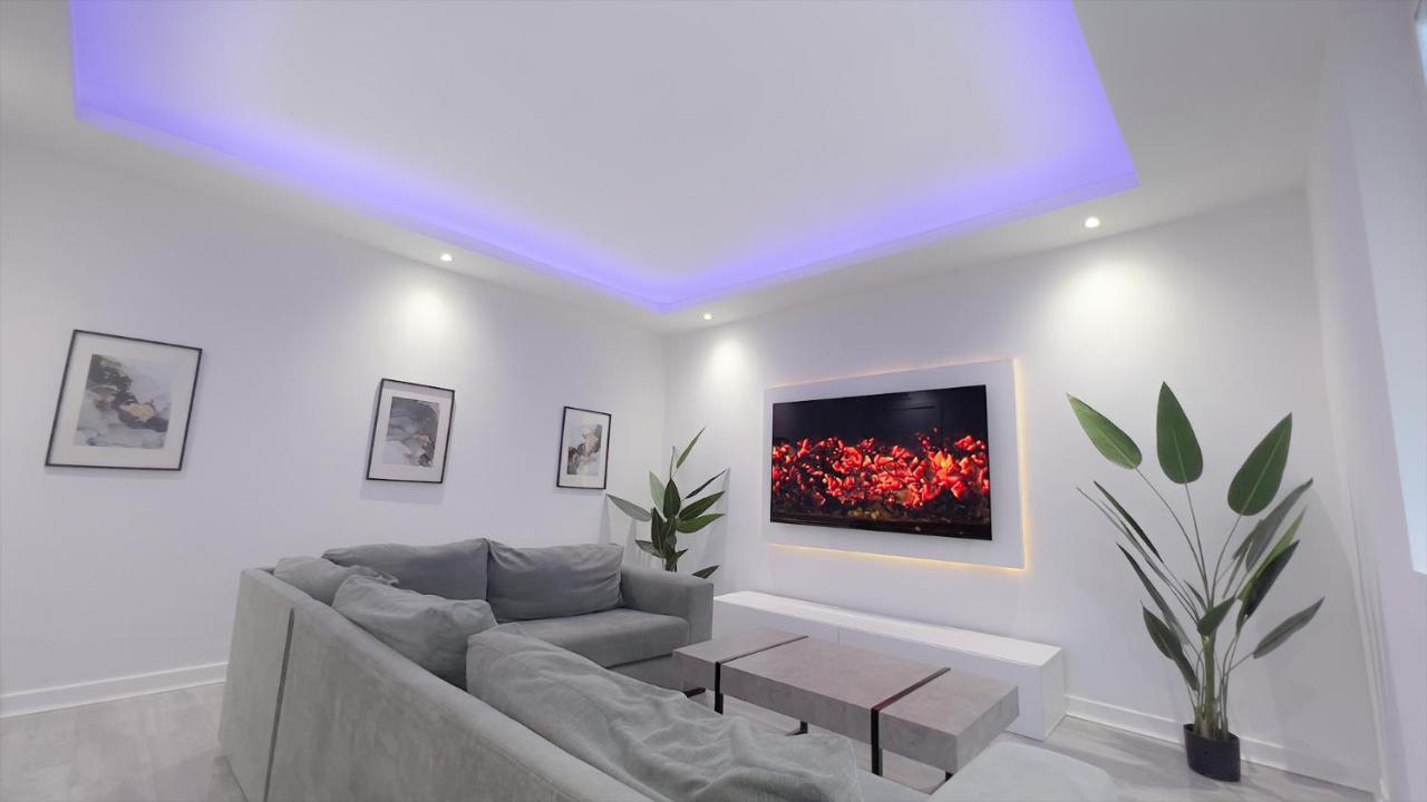 Stunning Luxury Apartment Near Motherwell Wishaw  Luaran gambar