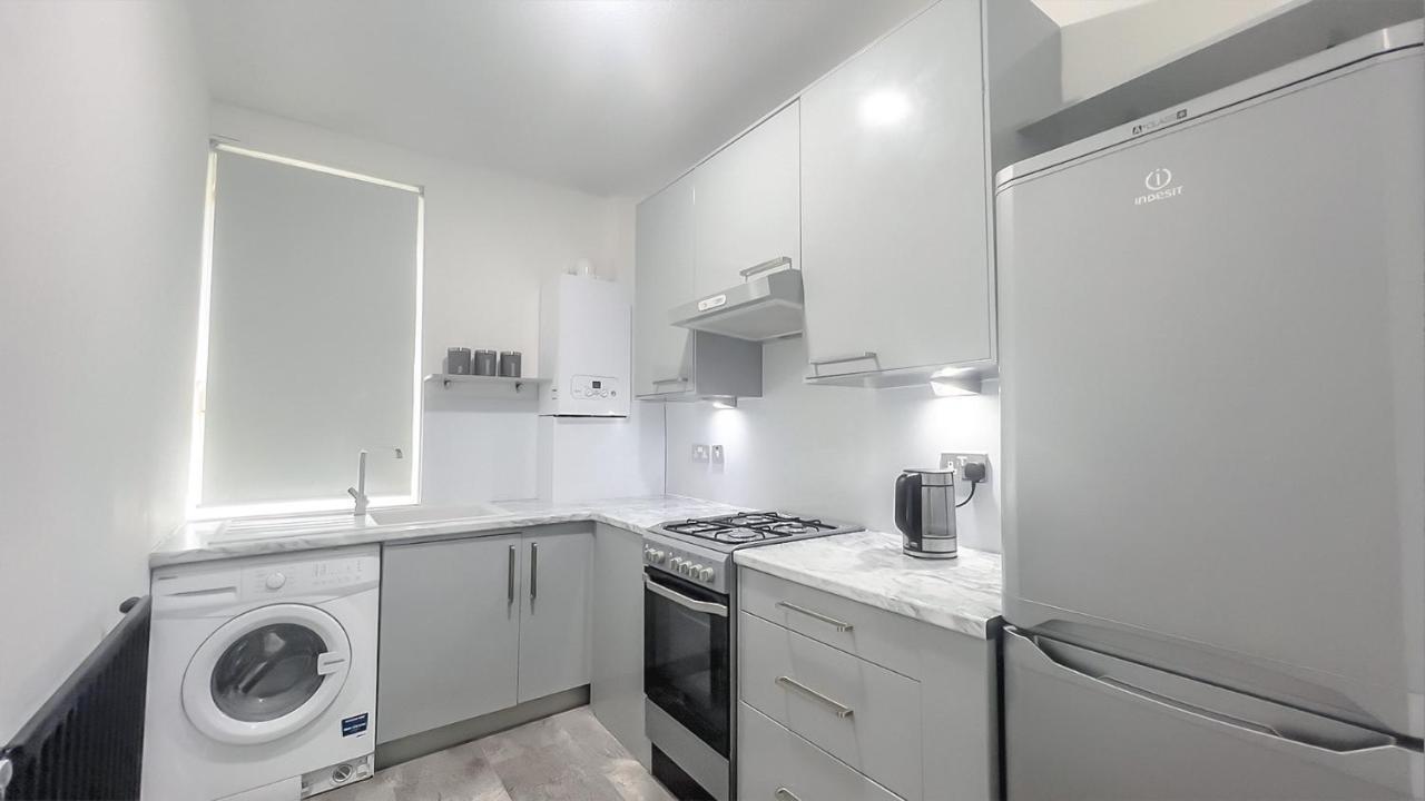 Stunning Luxury Apartment Near Motherwell Wishaw  Luaran gambar